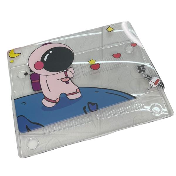ESTUCHE CRISTAL MACBOOK 13.3" Air A1932 CON DISE&Ntilde;O ASTRONAUTA CORAZONES(DDC-1469)